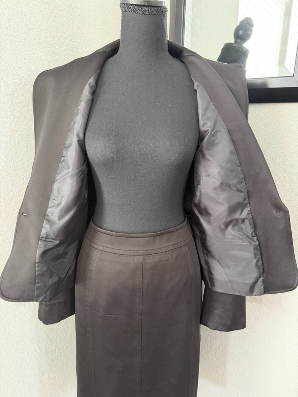 Vintage MICHAEL KORS Wool 2 Piece Skirt Suit Black Sz 12 - Picture 8 of 16